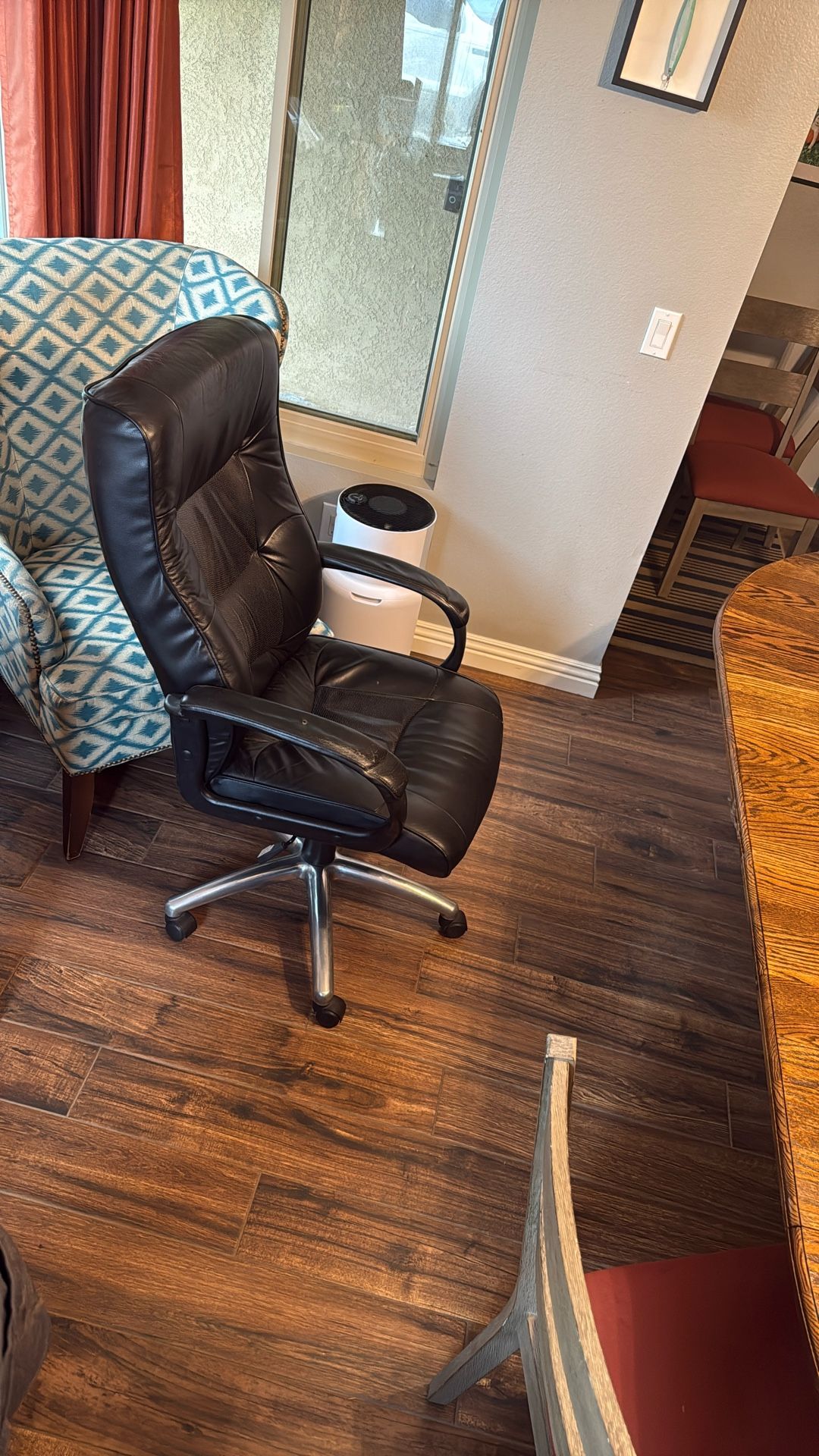 Price Drop!!Leather Office Chair – Reclines, Rolls Smooth, Priced to Move!
