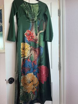 Vietnamese Traditional Dress