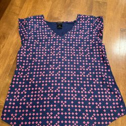 Ann Taylor Cute Blouse Shipping Avaialbe 