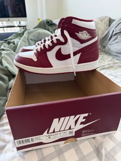 Jordan 1 High Team Red size 9