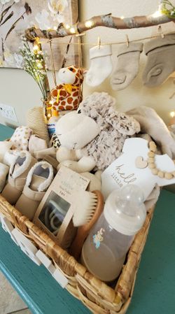 Custom Baby Shower Gift Basket