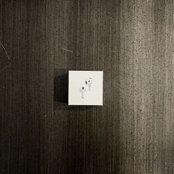 Apple AirPods 4 with Active Noise Cancellation