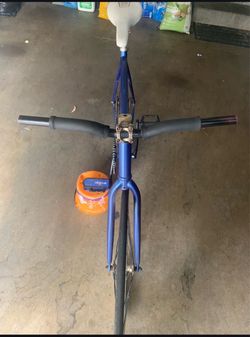 Fixie bicycle