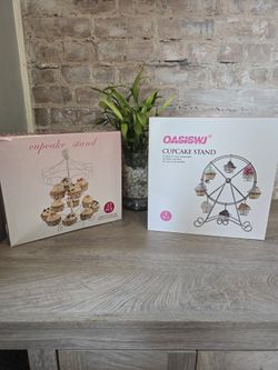 Set Of 2 Cupcake Stands Carousel & Ferris Wheel