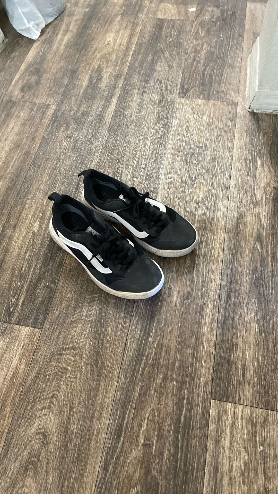 Vans Ultra Range Shoes