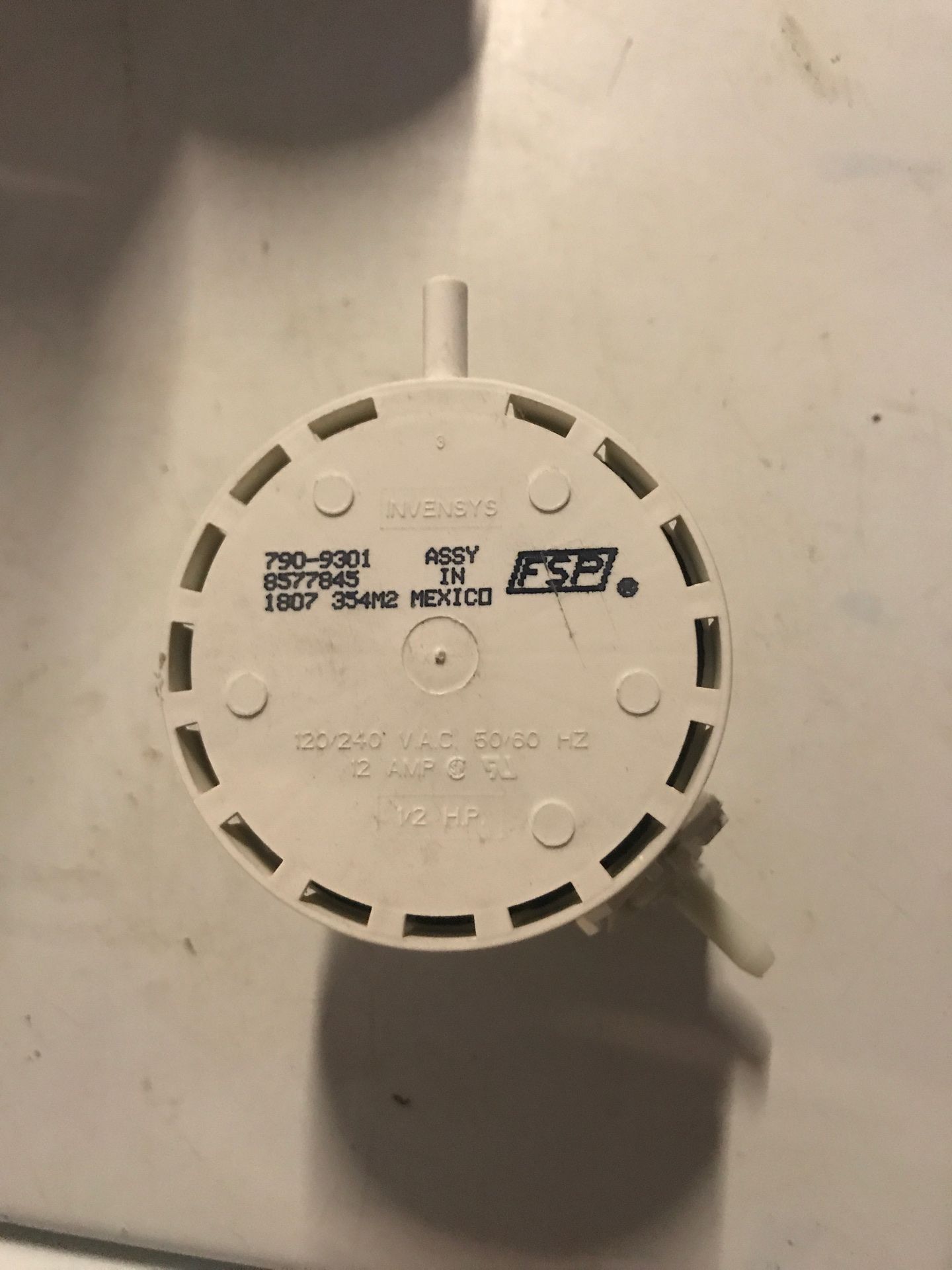 Washer water level pressure switch