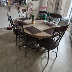 Oak Dinner Table And 6 Chairs! 
