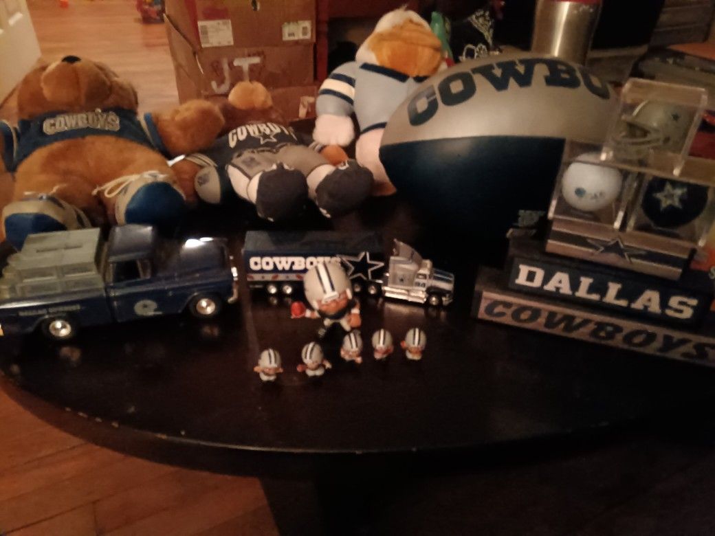 Cowboys Memorabilia Bundle for Sale in Marietta, GA - OfferUp