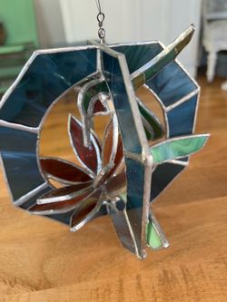 Stained Glass - Hummingbird Lotus Flower Suncatcher Dimensional Sculpture