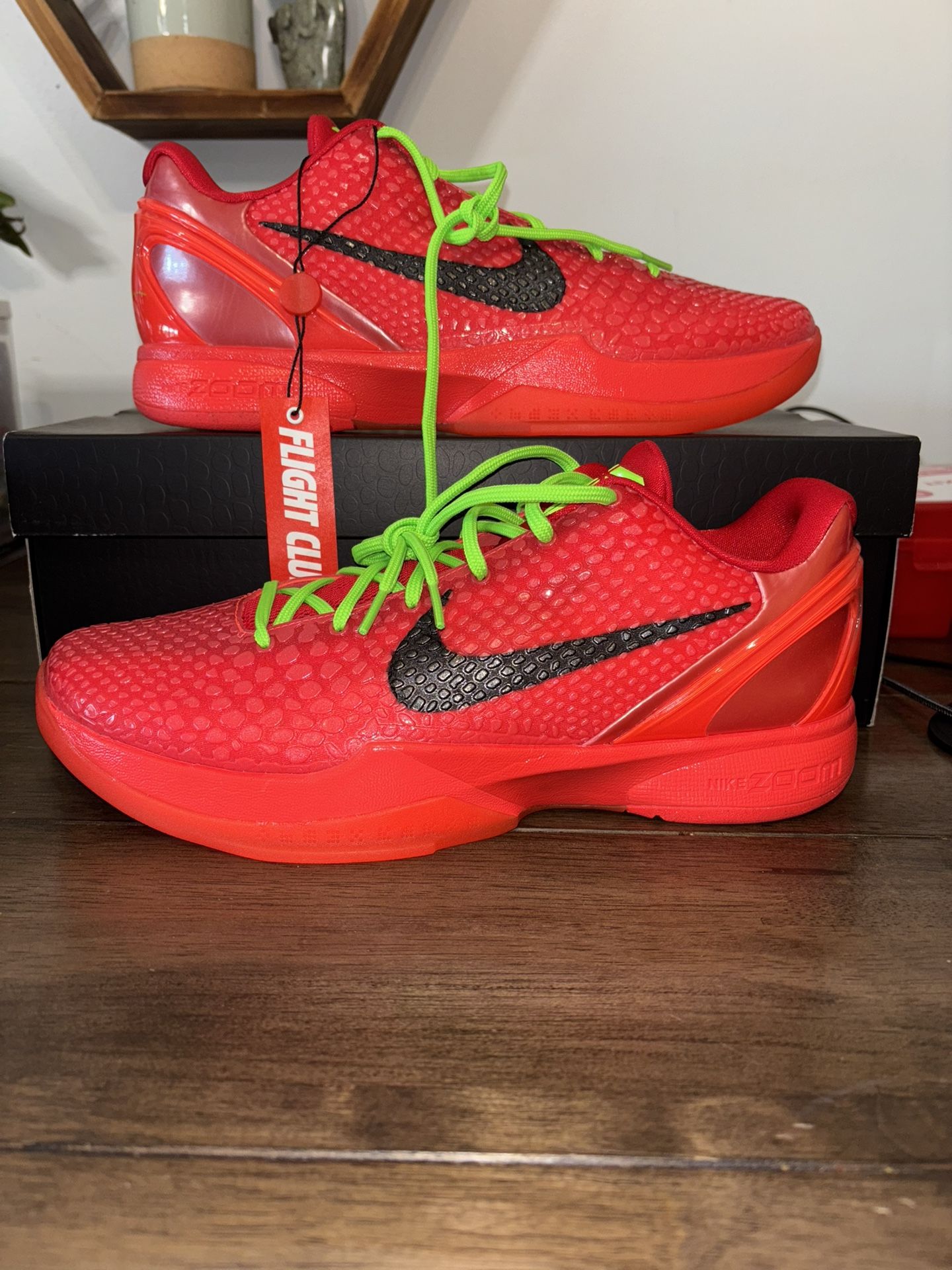 New Kobe VI Reverse Grinch Size 13