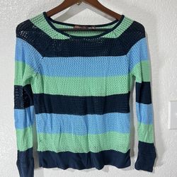 525 America Sweater Size M
