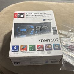 AM/FM Digital Receiver