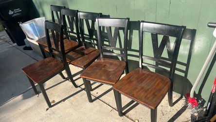 New wood Chair