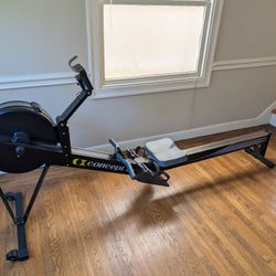 Concept 2 Rowing Machine/Erg Model D black 