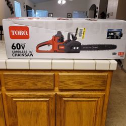 60 V MAX 16" Cordless Chainsaw