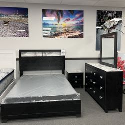 4PC Black Queen Bedroom Set w/ Lights 