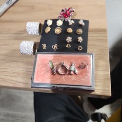Misc Jewelry And Ear Ring Sets Young Women