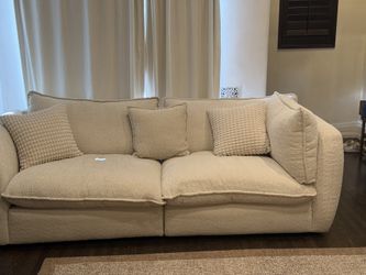 Cloud-Style Sectional Sofa – Like New – Moving ASAP