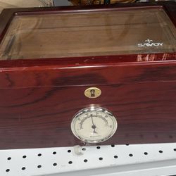Vintage Savoy Mahogany Cigar Humidor 100 count With Cedar Interior, Hygrometer & Brass Hinges