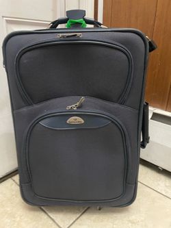 Samsonite carry on suitcase