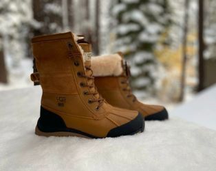 UGG Boots Waterproof Size 8.5