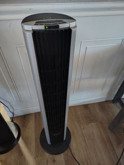 Bonaire tower fan