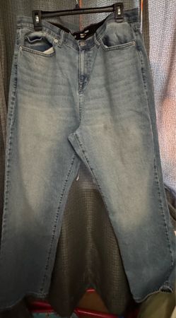 Women’s plus size Light Wash Denim Jeans