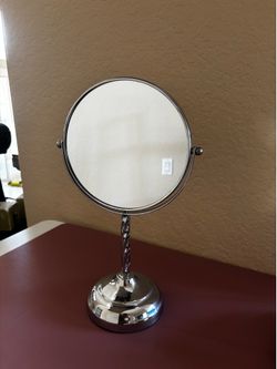 Magnified Mirror