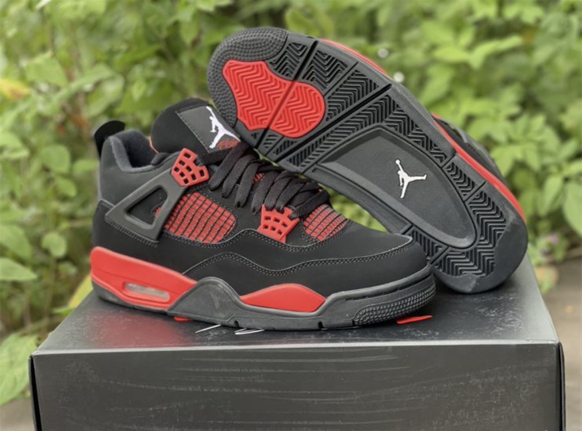 Jordan 4 Retro “Red Thunders”