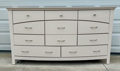 Beautiful MCM Dresser