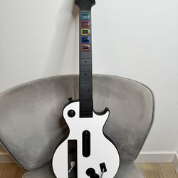 Nintendo Wii Les Paul Gibson Guitar 