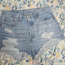 501 Levi's Shorts Size 30w 