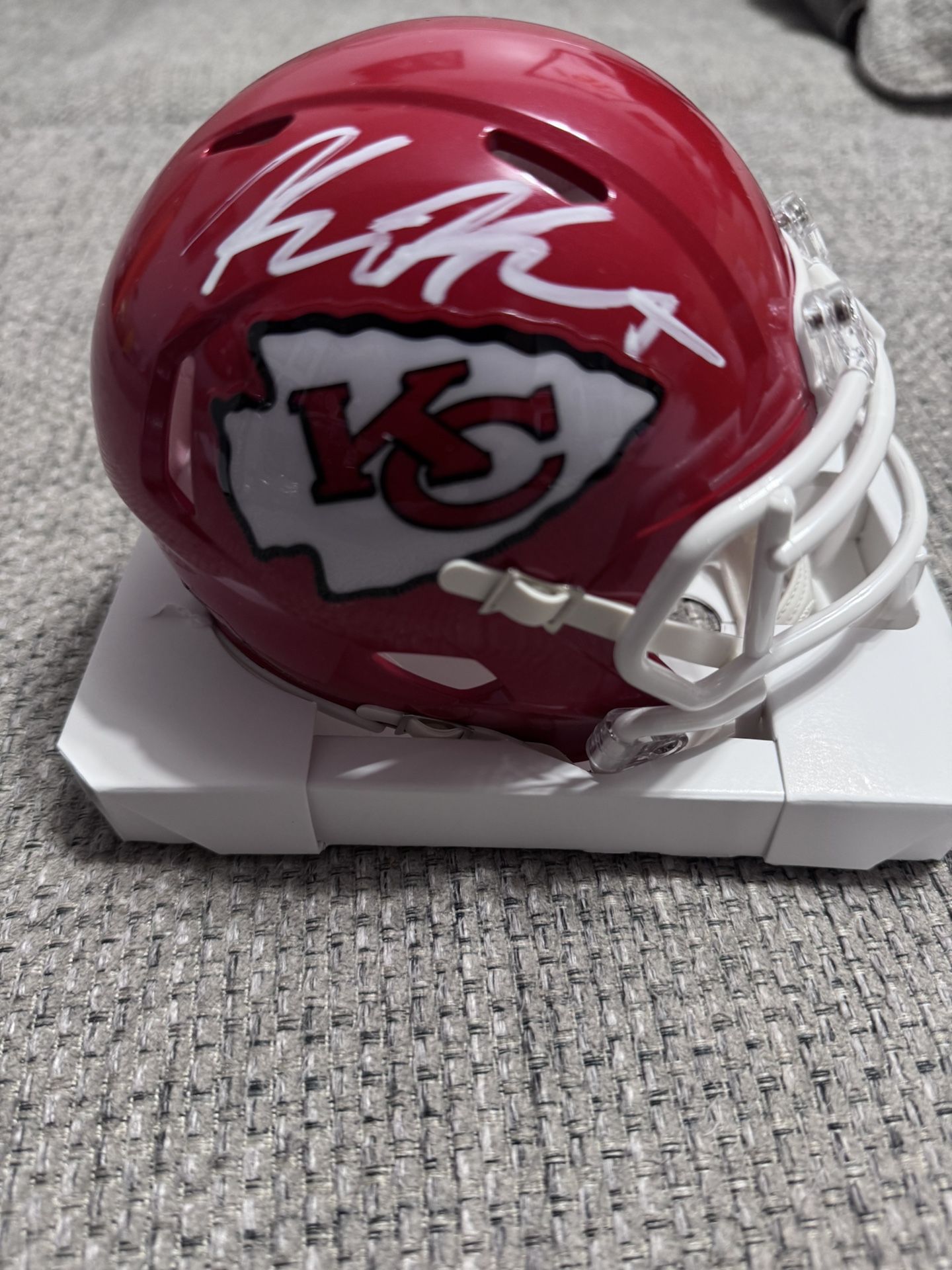 KAREEM HUNT Signed Autograph Kansas City Chiefs Speed Mini Helmet -Metabilia Coa