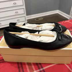 Michael Kors flats