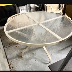 Patio Table And Chairs 