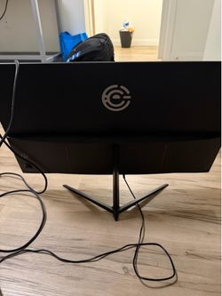 CRUA Curved Gaming Monitor