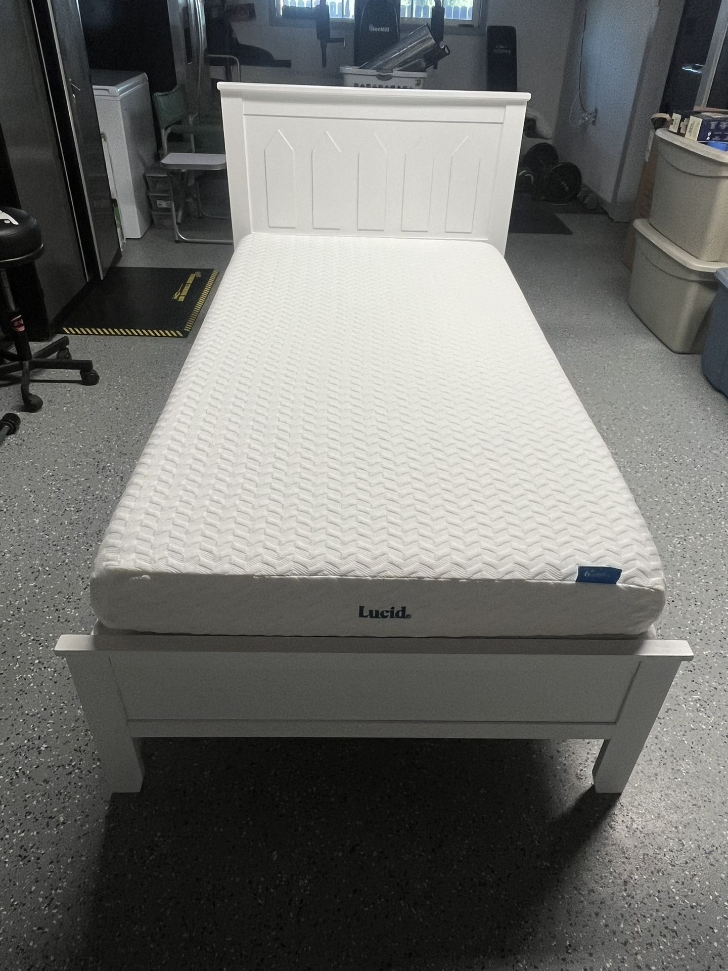 Twin Bed
