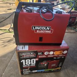 Lincoln Electric Weld-Pak 180 Amp MIG Flux-Core Wire Feed Welder, 230V, Aluminum Welder with Spool Gun sold separately