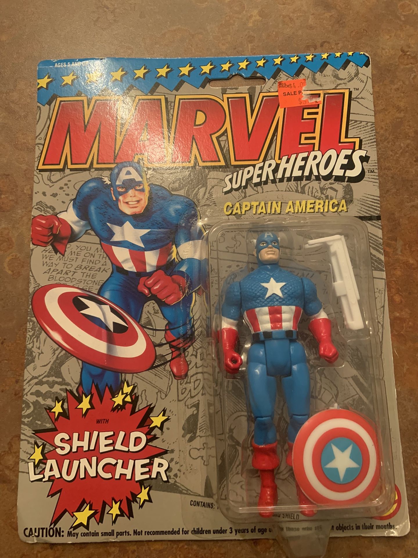 Captain America Shield Launcher Figure