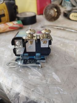 Chevy C10 horn relay new 25$