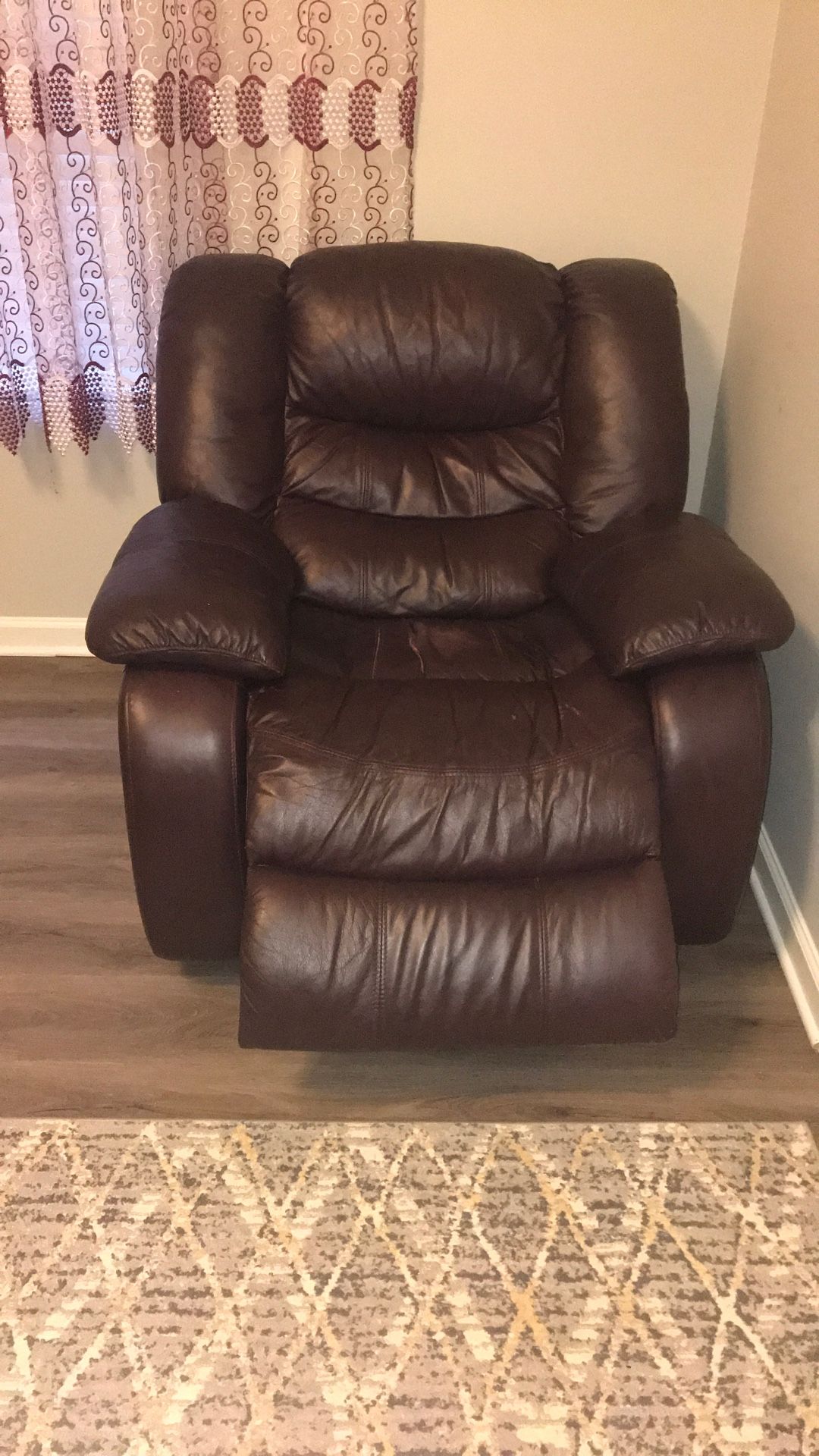 Recliner chair leather