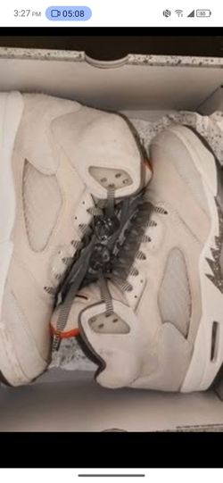 Jordan
AIR JORDAN 5 RETRO SE CRAFT