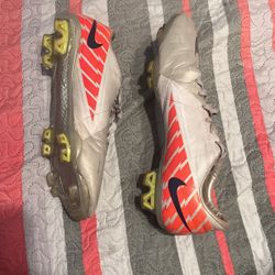 Nike Mercurial Superfly Soccer Cleats Size 11