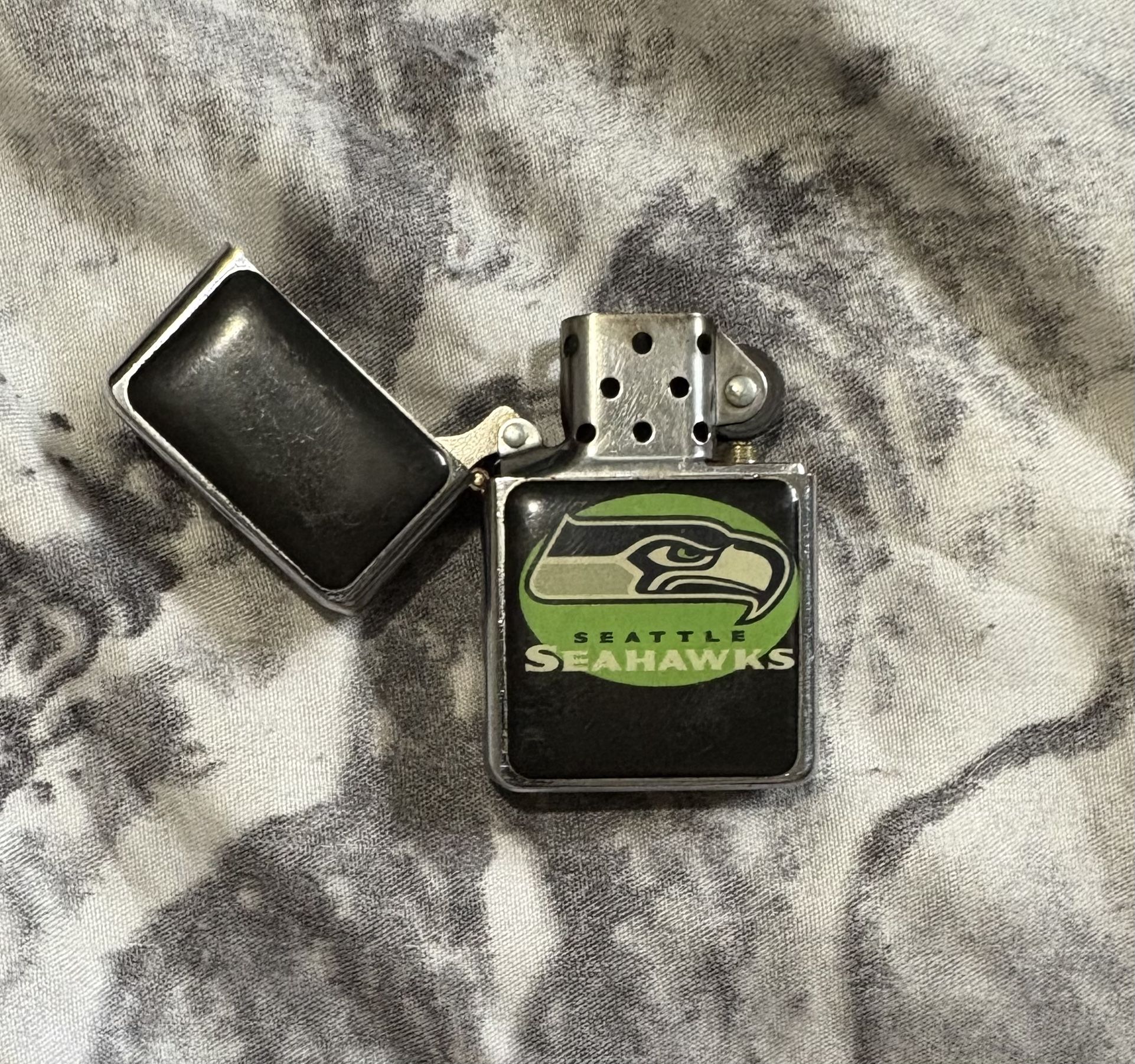 Seattle Seahawks Zippo