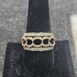 10kt  Two-Tone Diamond Wedding Band. (C-5) SIZE 10. TDW: .70ct ASK FOR RYAN. #4(contact info removed)-01