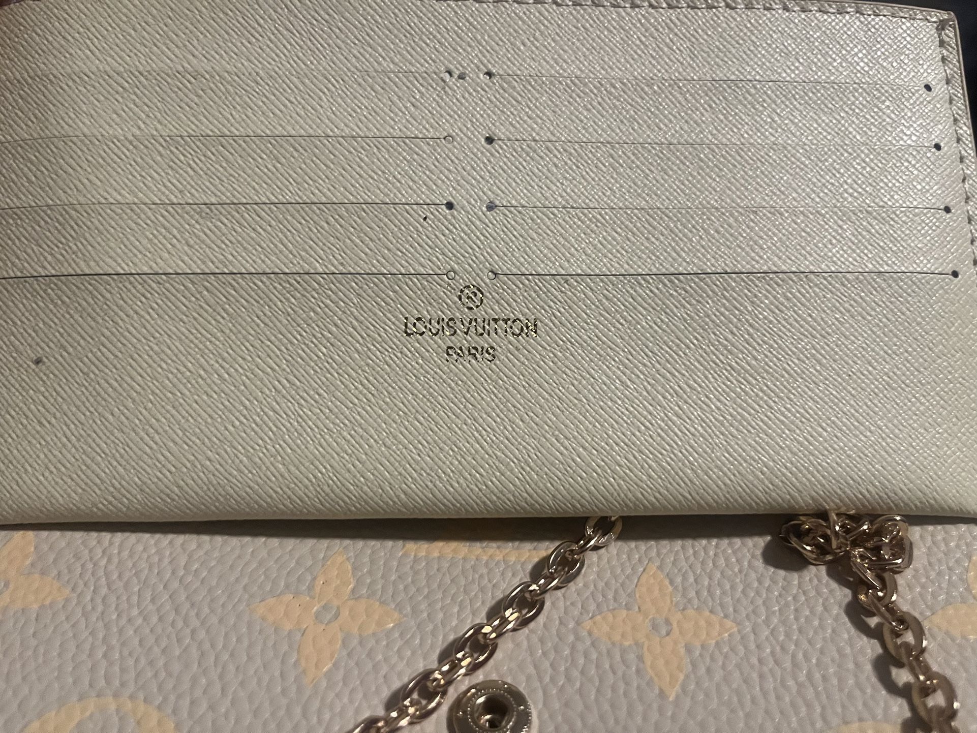 Louis Vuitton Pince Card Holder With Bill Clip Damier Cobalt in Canvas with  Silver-tone for Sale in West Hollywood, CA - OfferUp