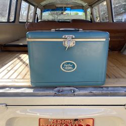 Vintage Cooler: Great Condition 