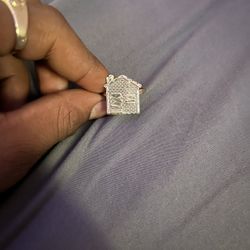 10k Trap House Ring 