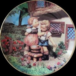 Vintage Danbury Mint Hummel Plate Squeaky Clean Little Companions Gold Trim