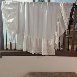 Eyelet Twin Size Bed Skirt $10 
